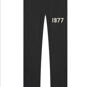 NEW ESSENTIAL SWEATPANTS “IRON” COLOR CUFFED AT ANKLES NEW W TAGS COMES WITH BAG